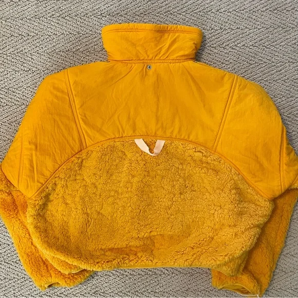 Free People Adventure Awaits Fleece Jacket Small Orangeade NWT - Picture 4 of 10